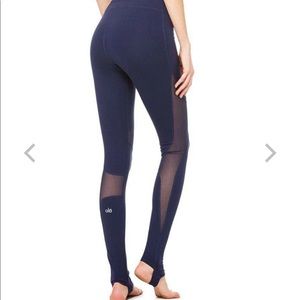 Alo Yoga Coast Leggings